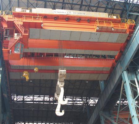 Stor kapacitet dobbelt bjælke Overhead Crane For støberi jern Casting niveau