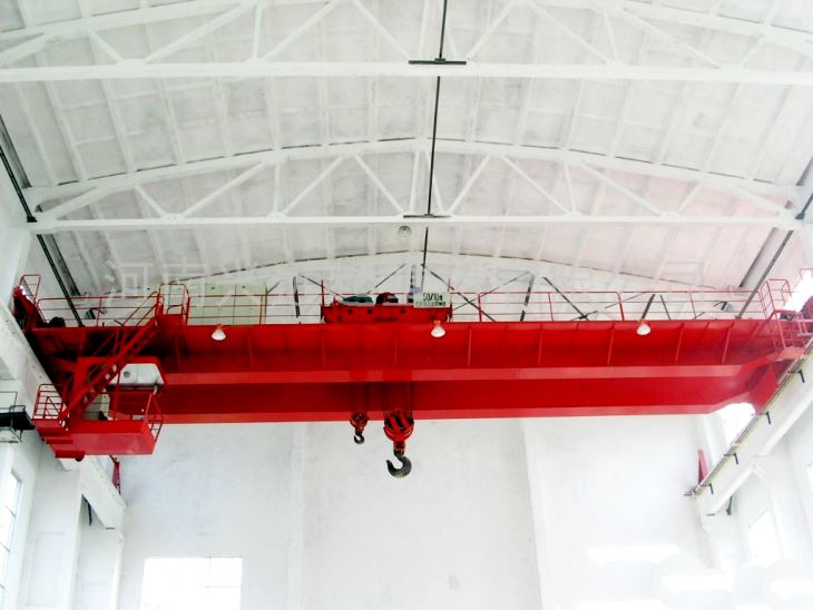 QD fabrik bro kran 80 Ton
