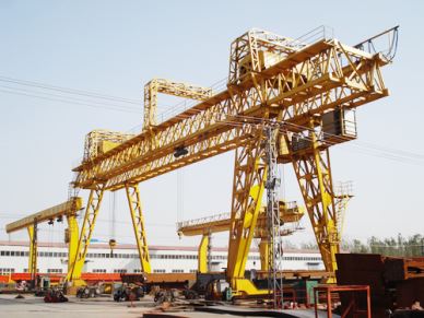 God kvalitet Trussed Frame Movable Traveling Double Girder Gantry Crane i Sydafrika